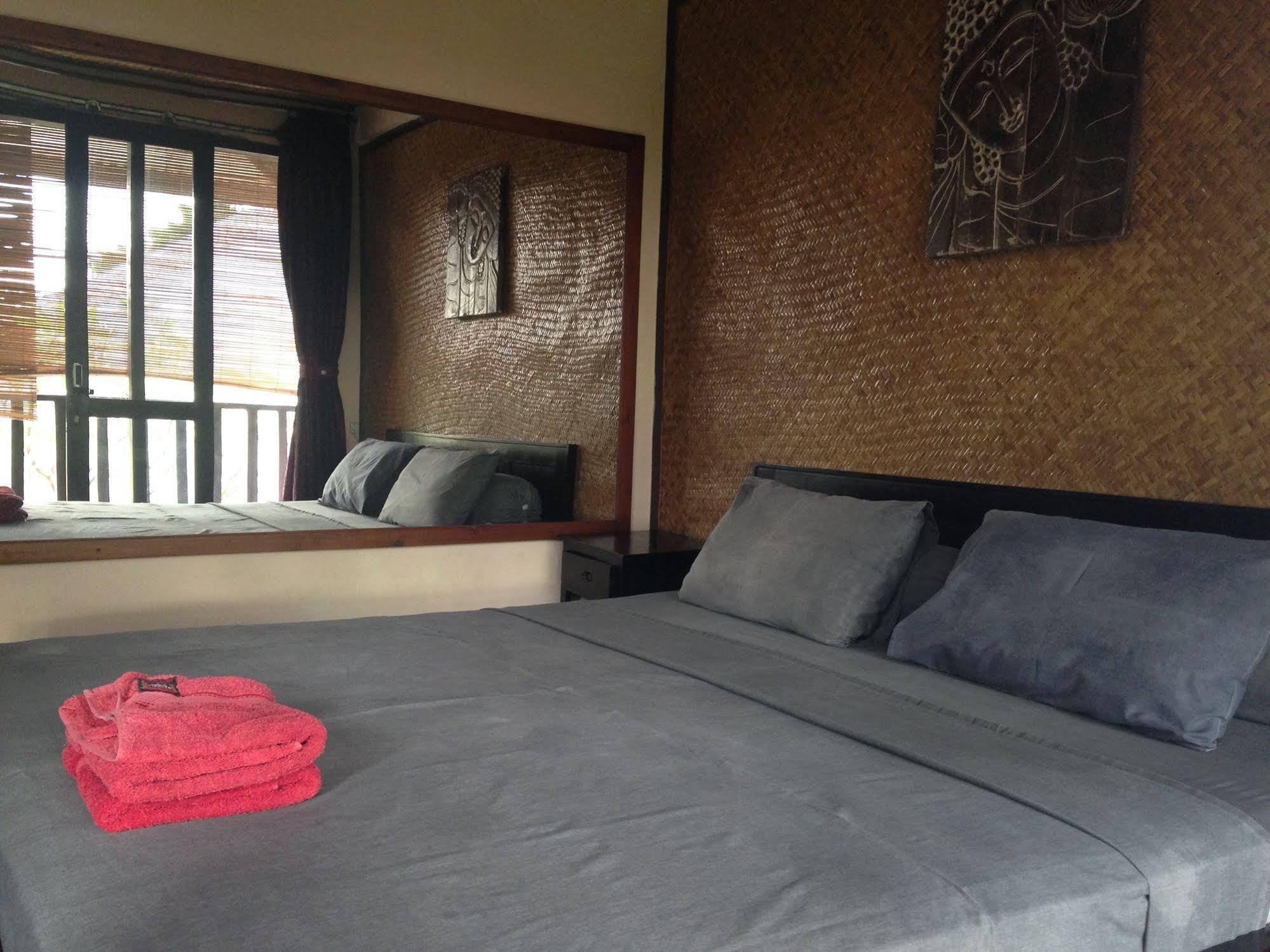 Venezia Homestay And Garden Yogyakarta Ngoại thất bức ảnh